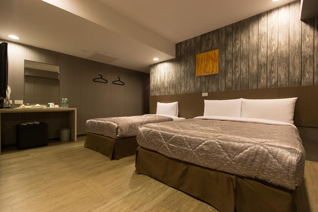 Palmer Hotel Taichung Exterior photo